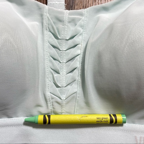 Victoria Sport Victoria’s Secret Bra Size 34C - Picture 3 of 10